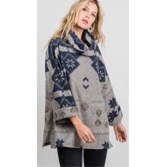 Cozy Super Soft Top - Picture 2 of 7